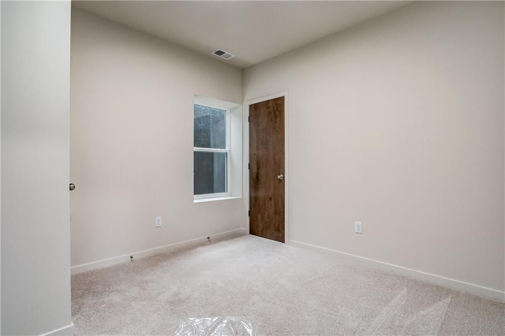 4411 E 135th Street — photo 17