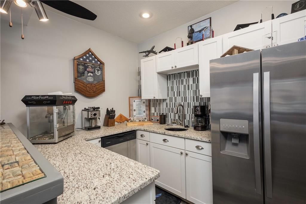 629 Oakmont Drive — photo 34