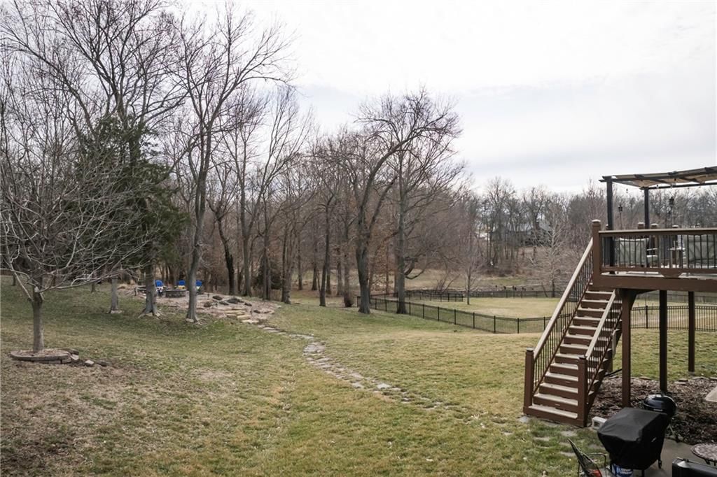 629 Oakmont Drive — photo 42