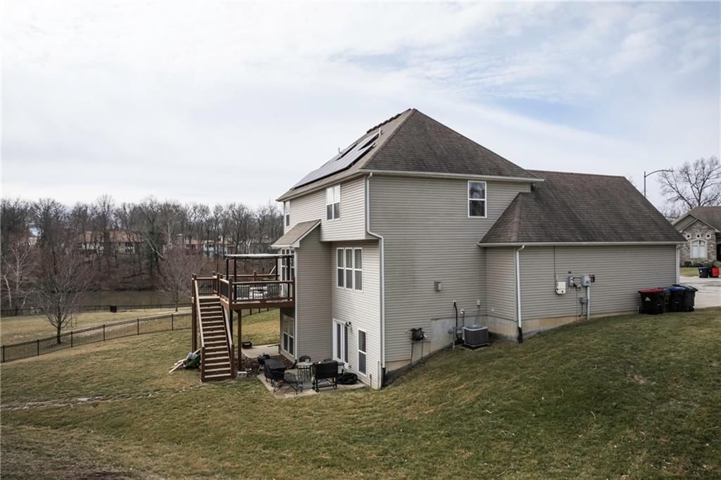 629 Oakmont Drive — photo 43