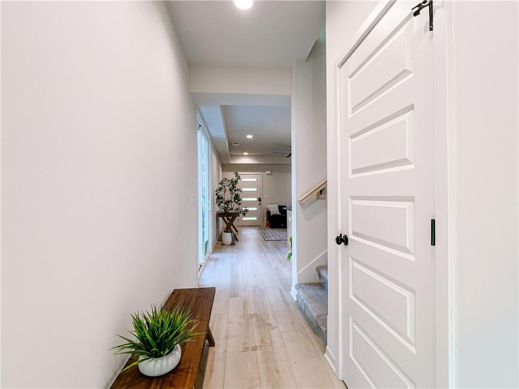 3320 Tracy Avenue — photo 16