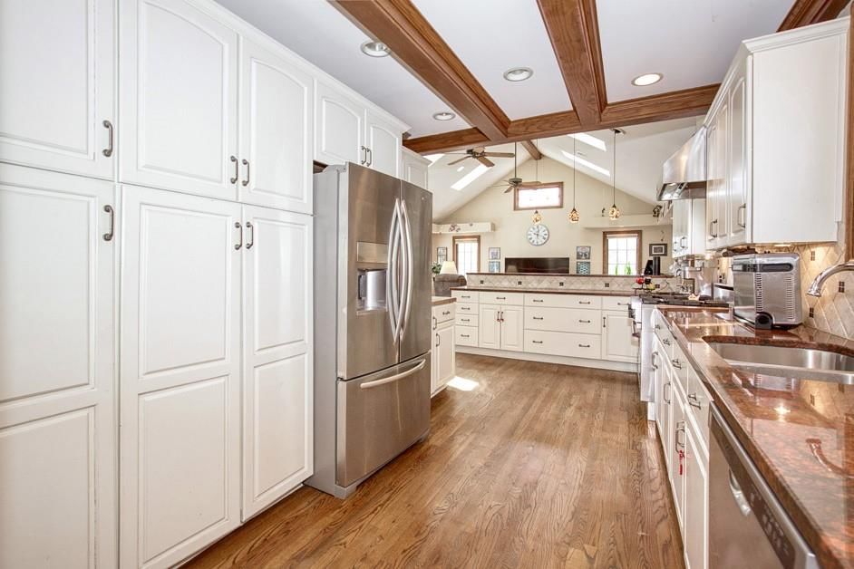 1405 W 50 Terrace — photo 15