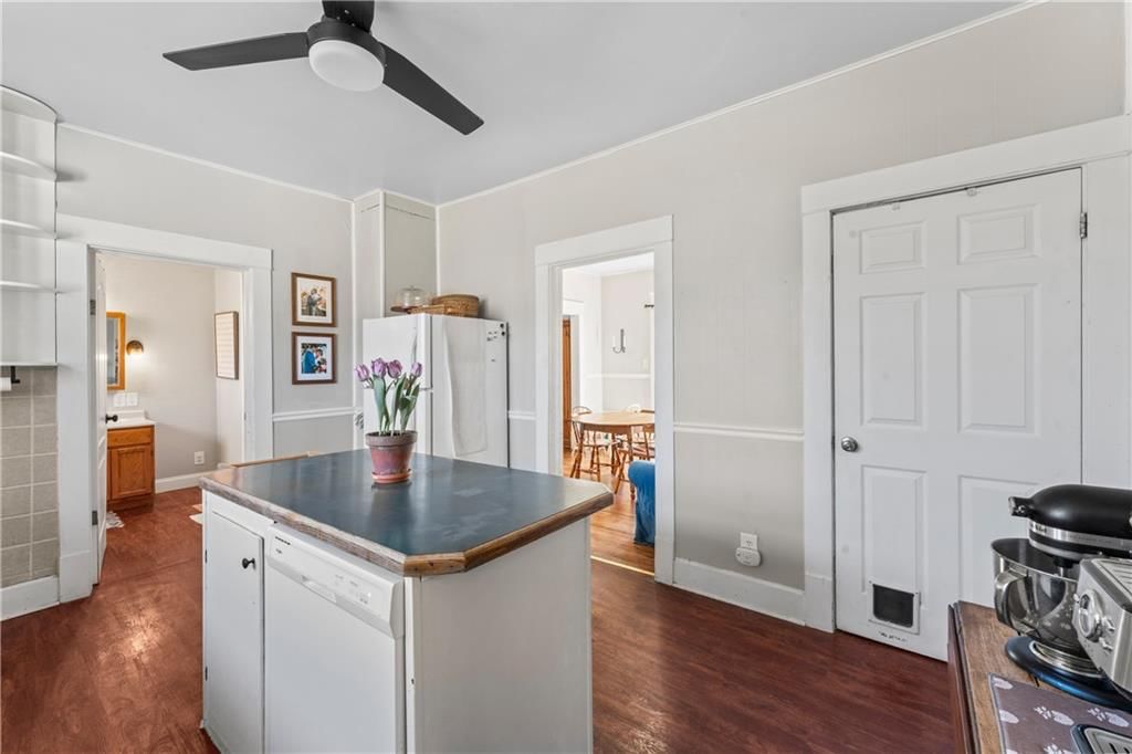 728 Pine Street — photo 16