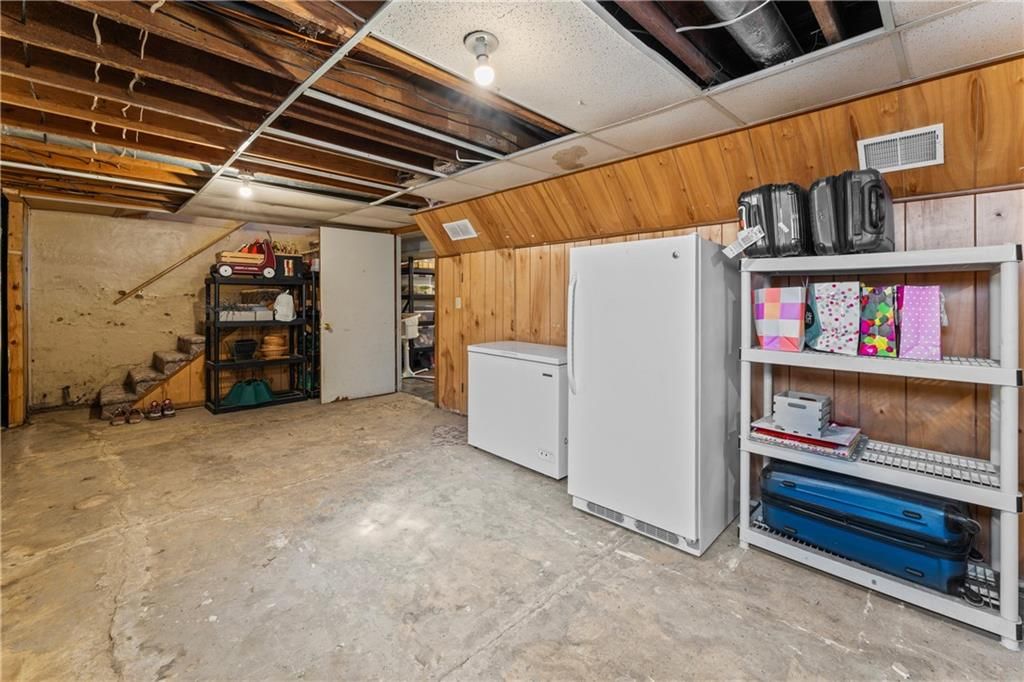 728 Pine Street — photo 30