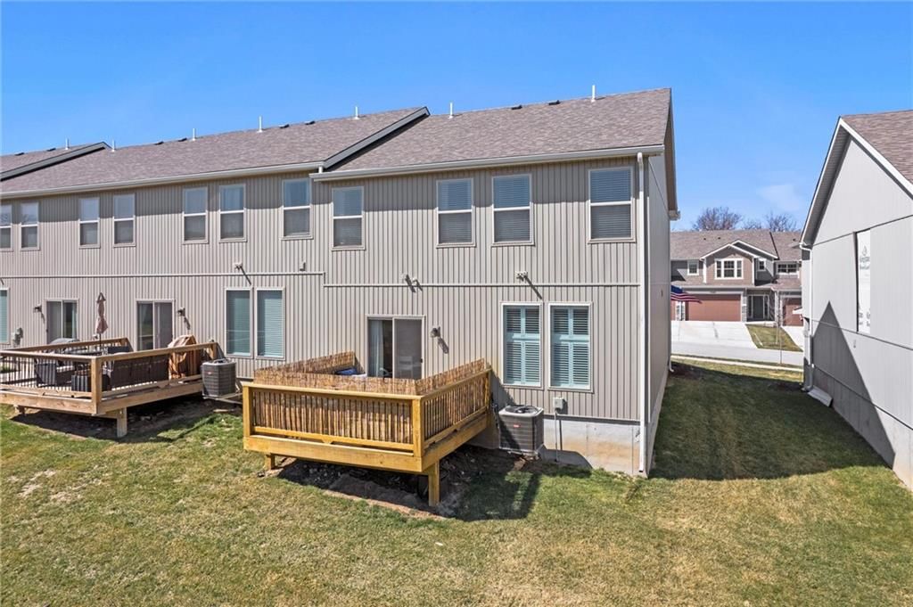 7381 Grand Slam Street — photo 36