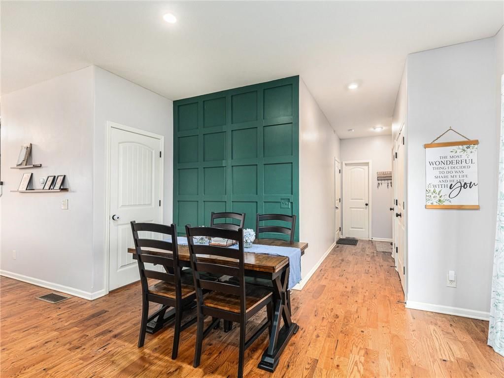 10205 N Mckinley Avenue — photo 11