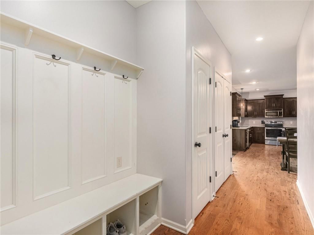 10205 N Mckinley Avenue — photo 12