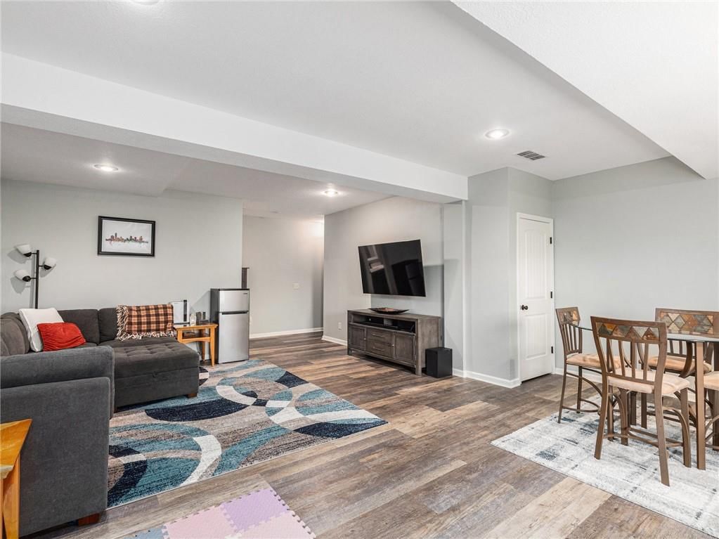 10205 N Mckinley Avenue — photo 23