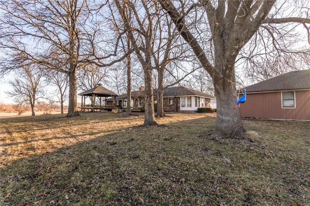 28008 S Belle Plain Road — photo 7