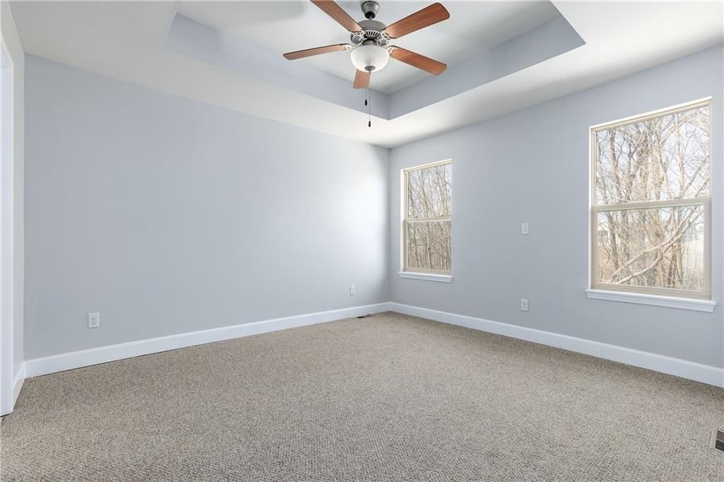9320 N Robinhood Avenue — photo 13