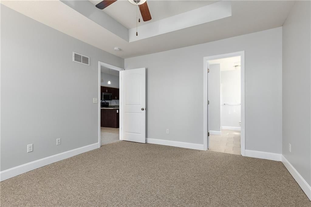 9320 N Robinhood Avenue — photo 14