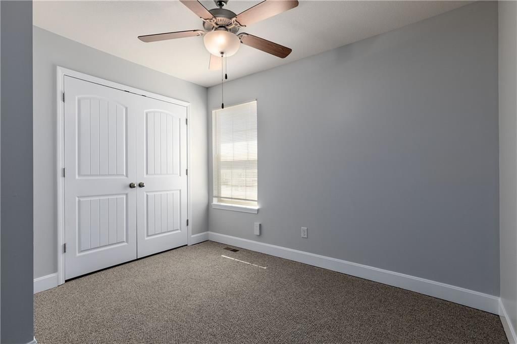 9320 N Robinhood Avenue — photo 17
