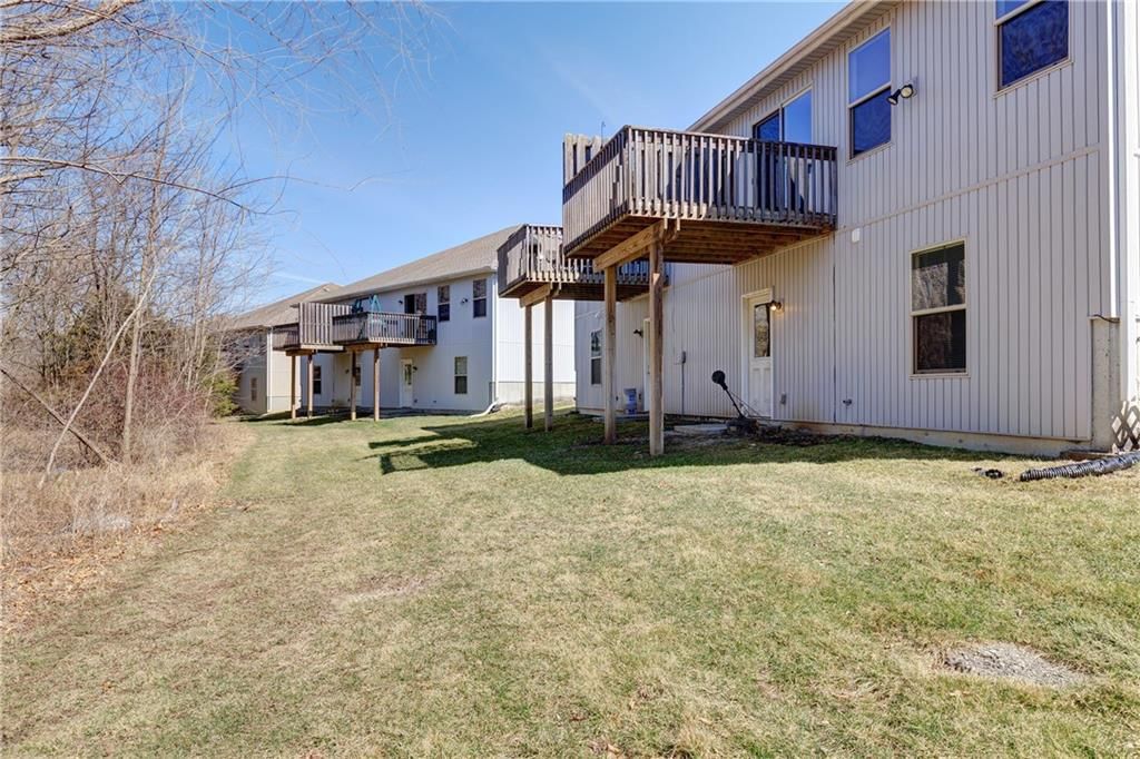 9320 N Robinhood Avenue — photo 29