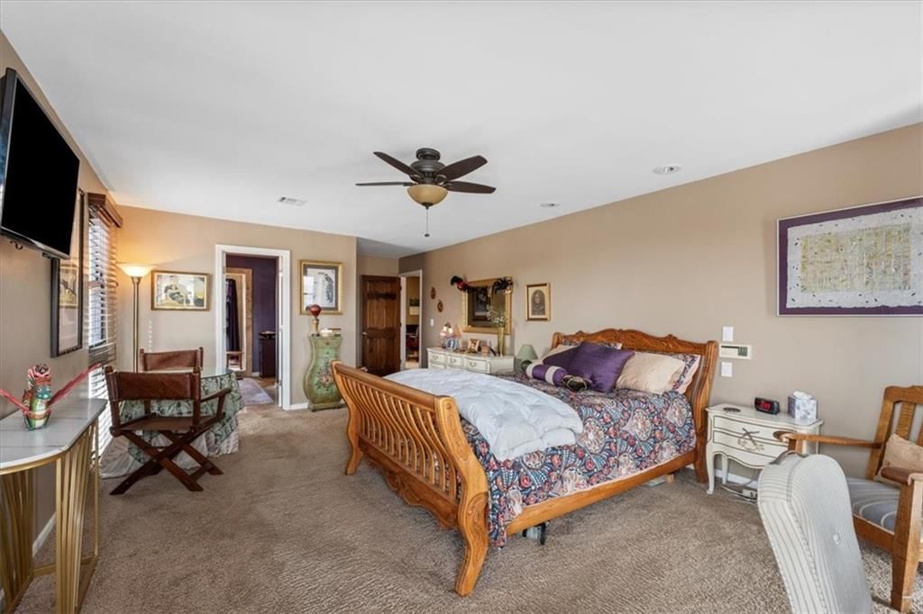 4551 Walnut Street — photo 21