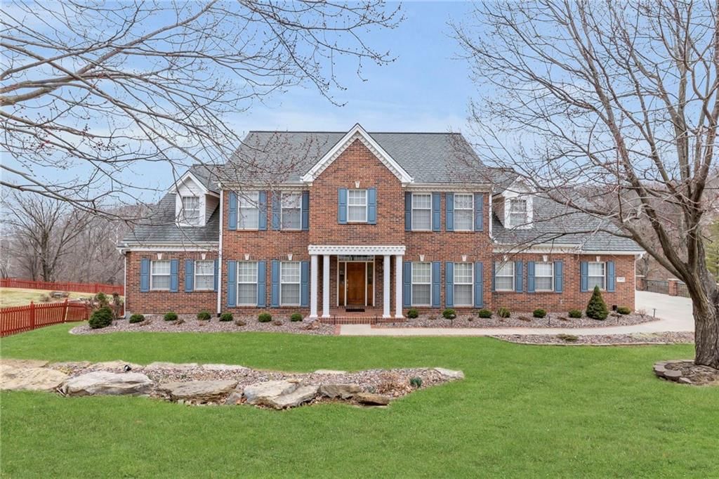 7605 N Chestnut Avenue, Gladstone, MO