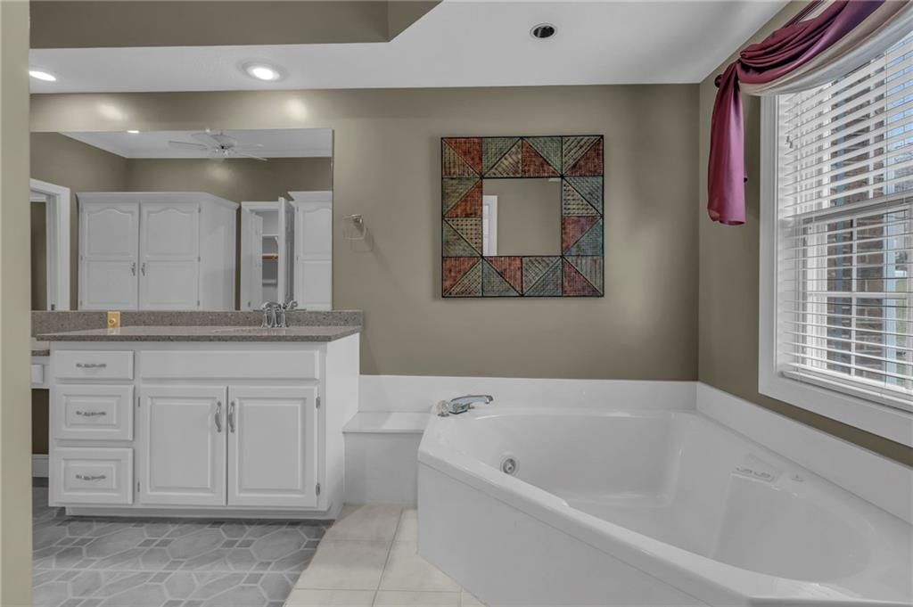 7605 N Chestnut Avenue — photo 19