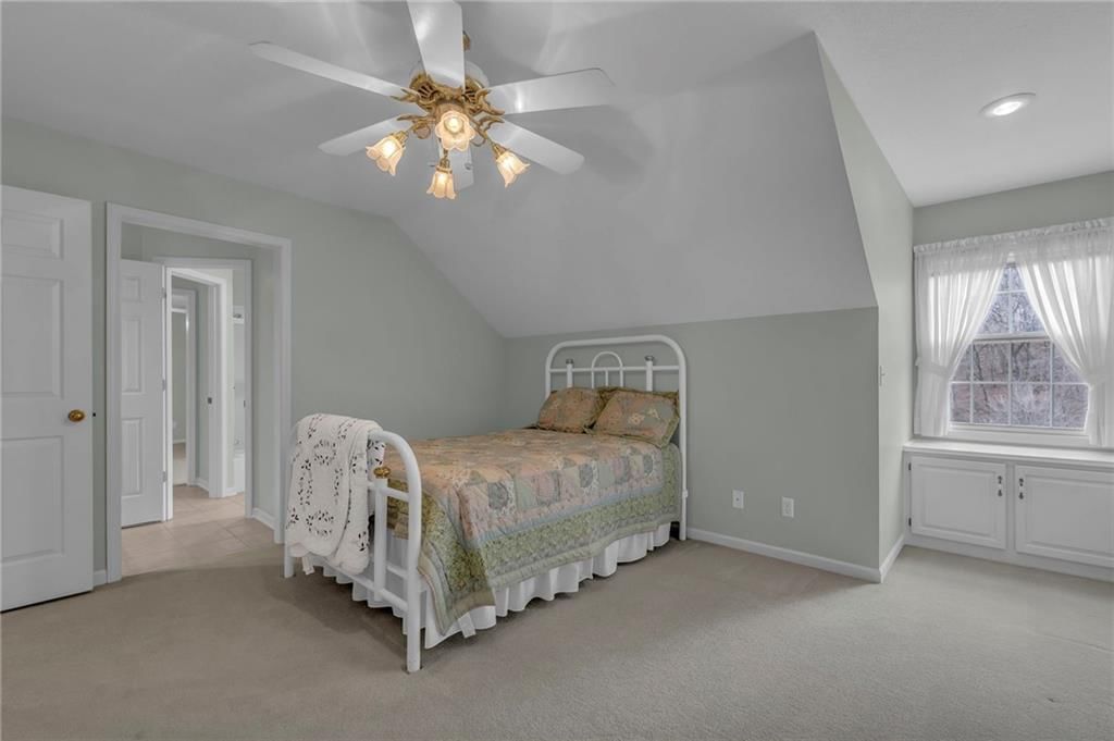 7605 N Chestnut Avenue — photo 25
