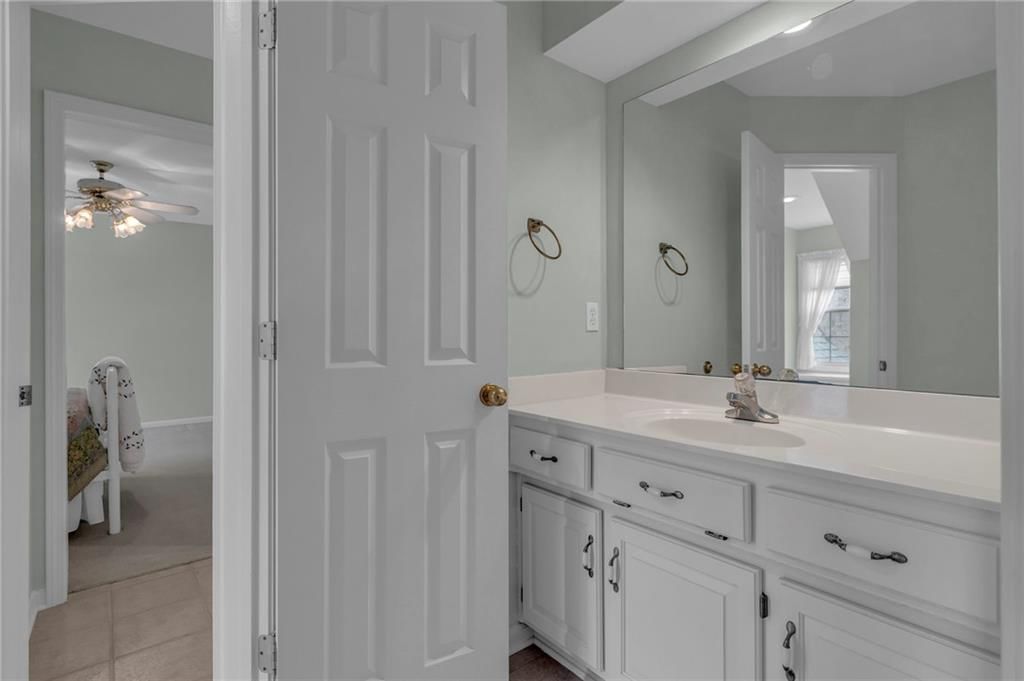 7605 N Chestnut Avenue — photo 30