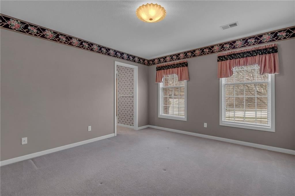 7605 N Chestnut Avenue — photo 31