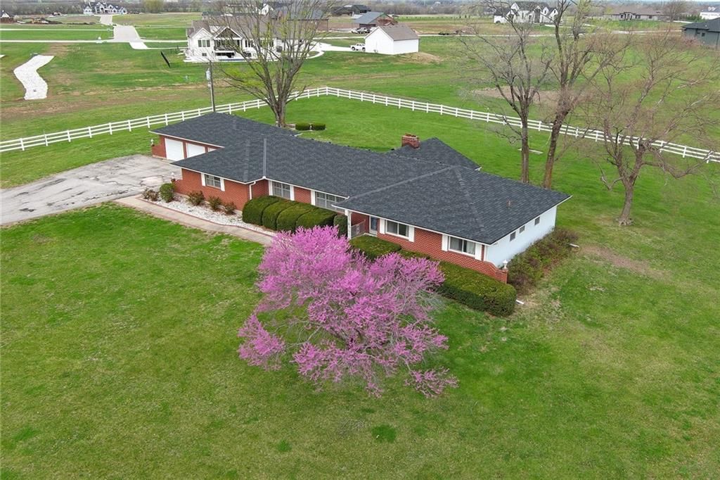 24800 Milton Thompson Road — photo 40