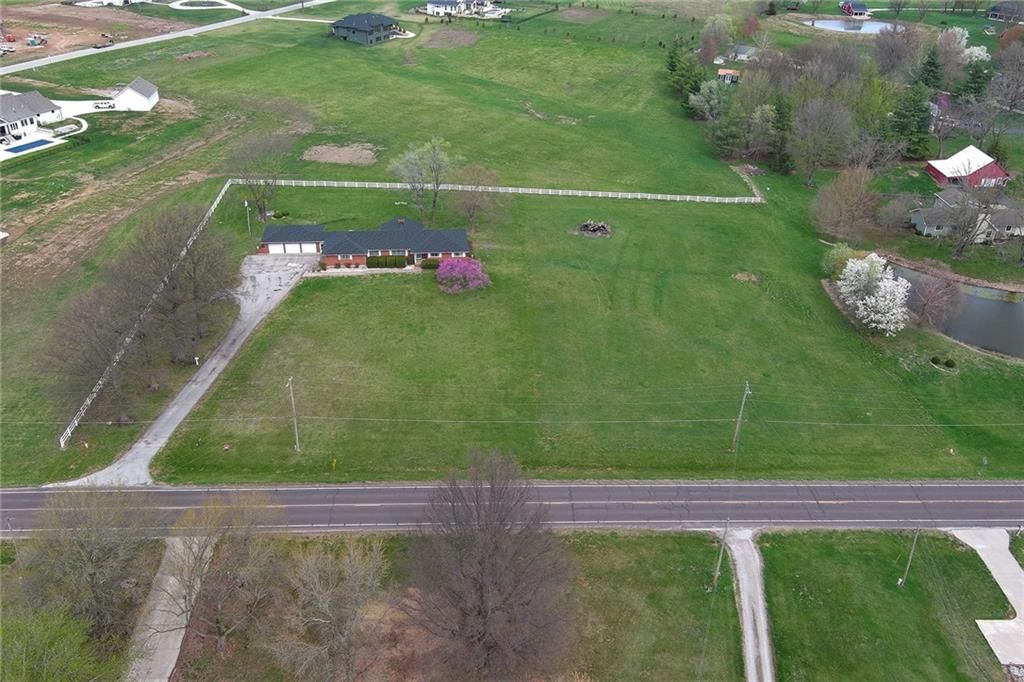 24800 Milton Thompson Road — photo 42
