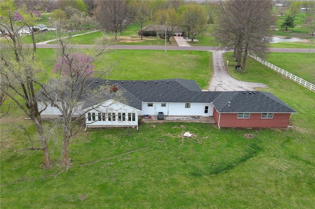24800 Milton Thompson Road — photo 47