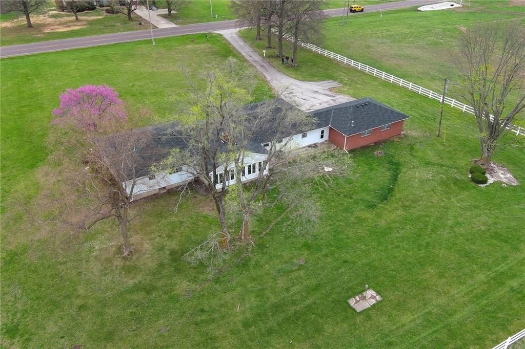 24800 Milton Thompson Road — photo 49