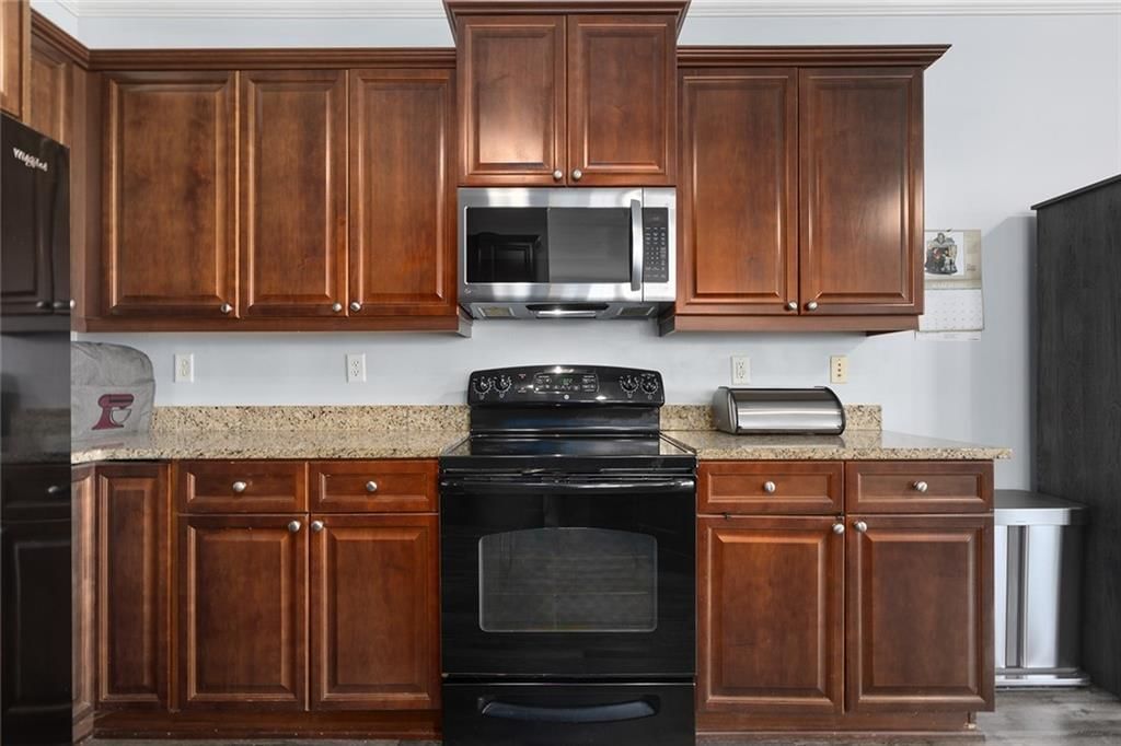 9834 Nieman Place — photo 11