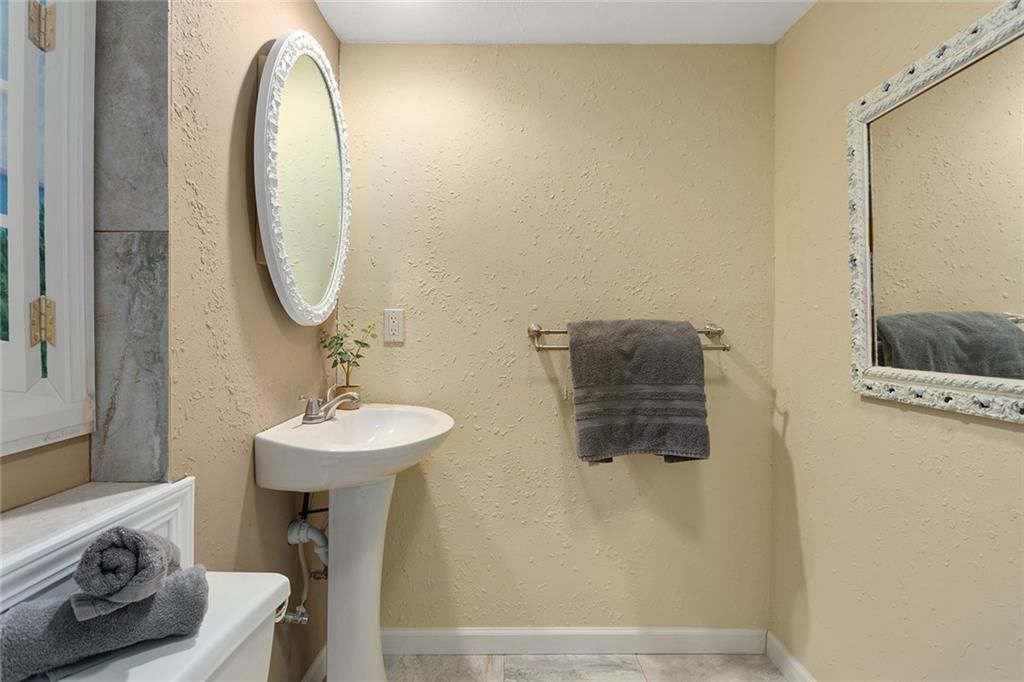 9834 Nieman Place — photo 32