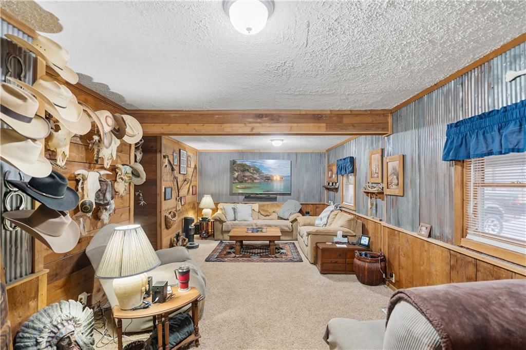 109 Julia N/A — photo 11