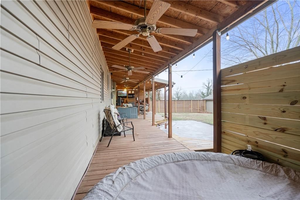 109 Julia N/A — photo 40
