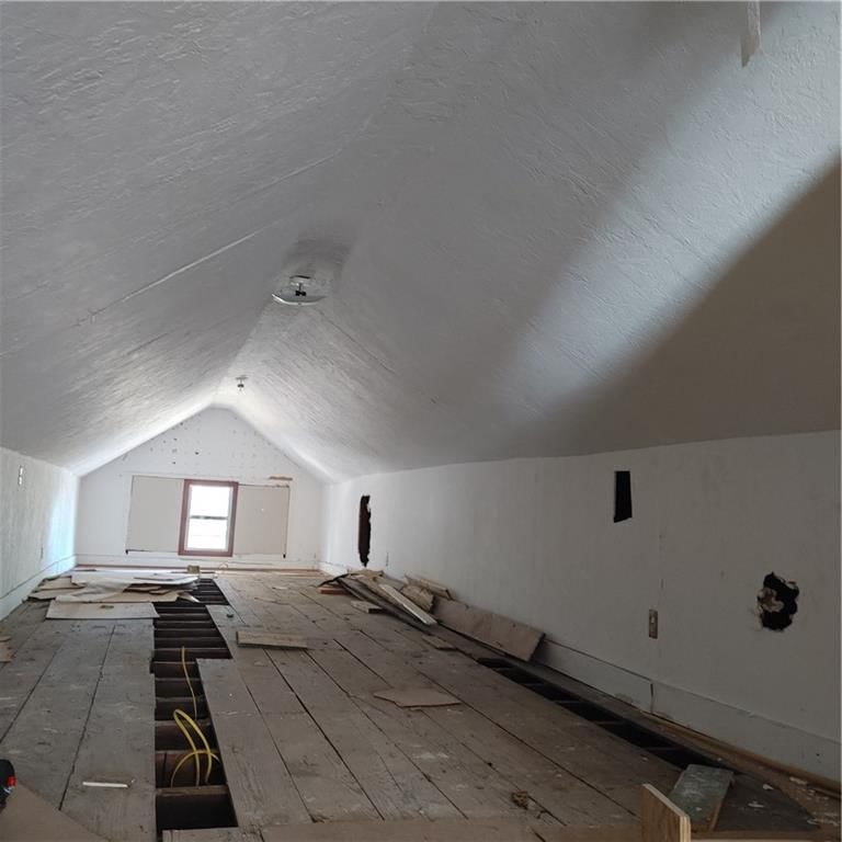 3640 College Avenue — photo 11