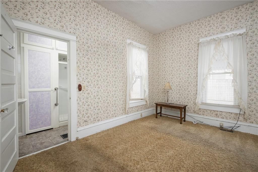 512 Grover Street — photo 15