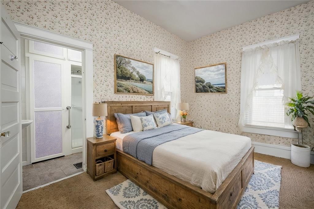 512 Grover Street — photo 16