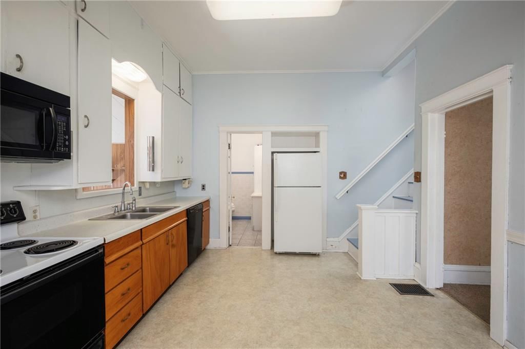 512 Grover Street — photo 23