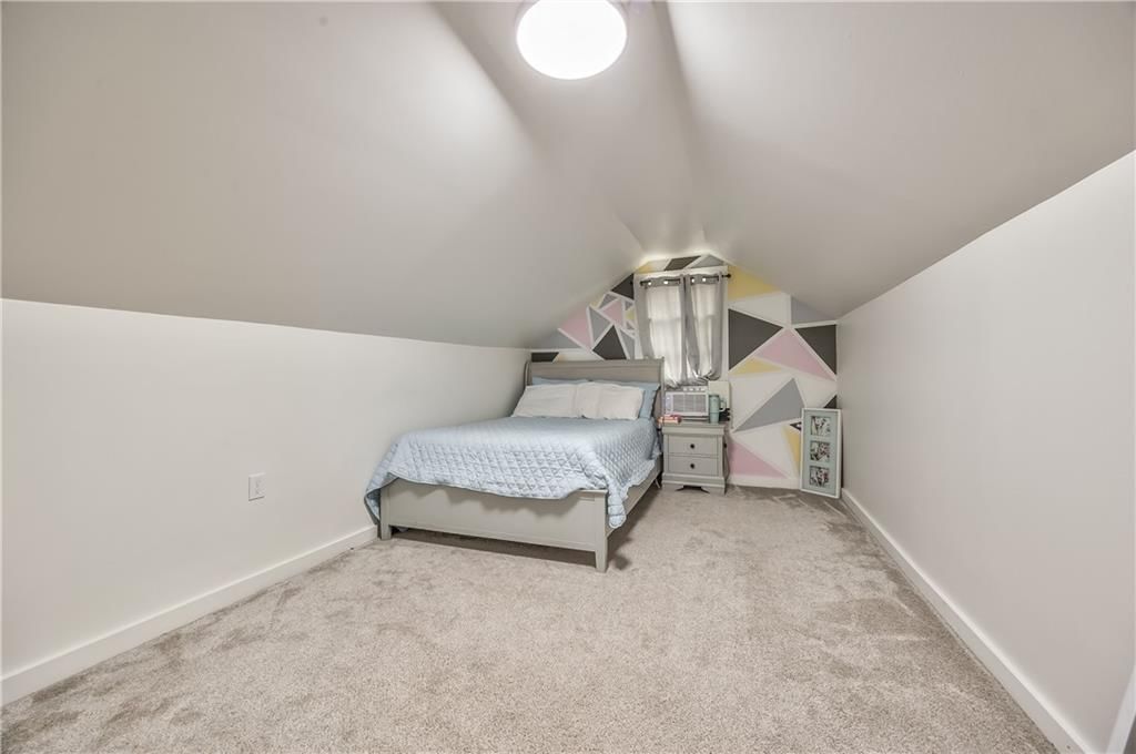 Photo 16 of 29 - 2937 N 27th Street