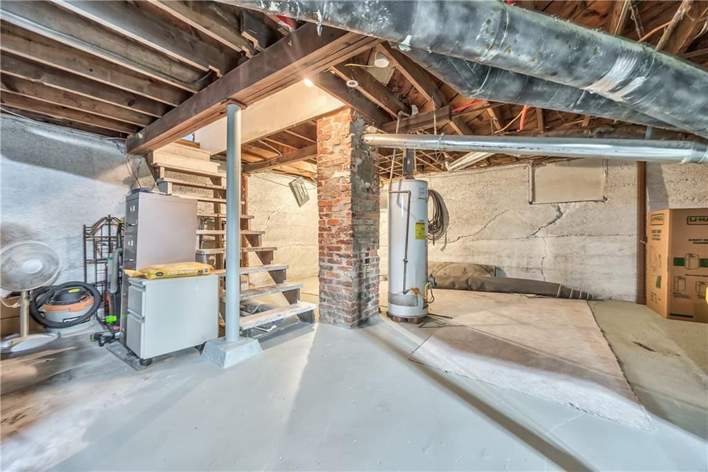 Photo 22 of 29 - 2937 N 27th Street