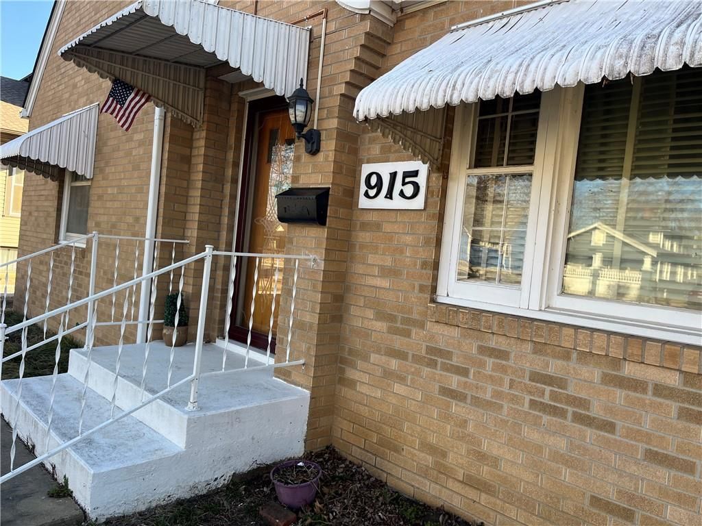 915 S National Street — photo 3