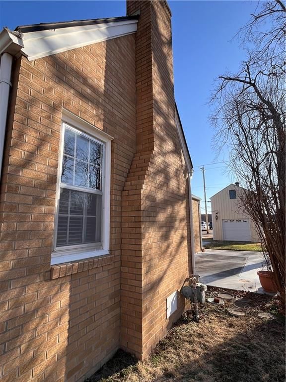 915 S National Street — photo 7