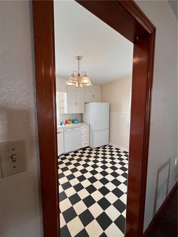 915 S National Street — photo 28