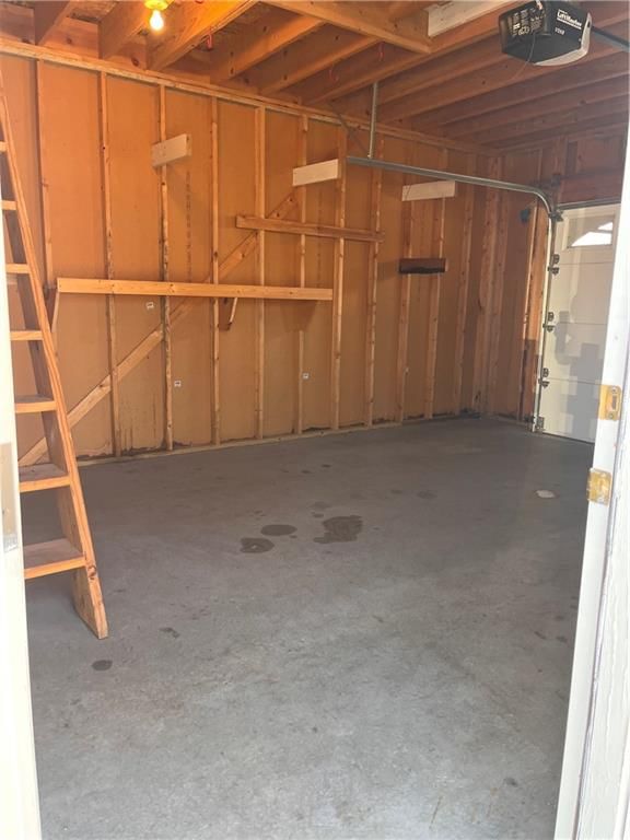 915 S National Street — photo 35