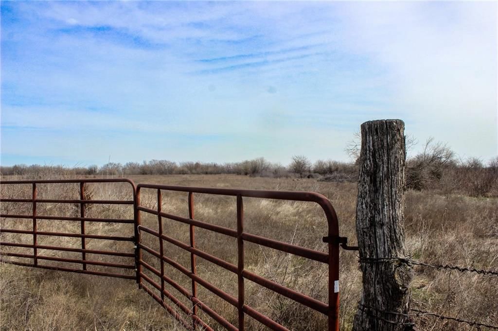 Photo 9 of 40 - 20th Street