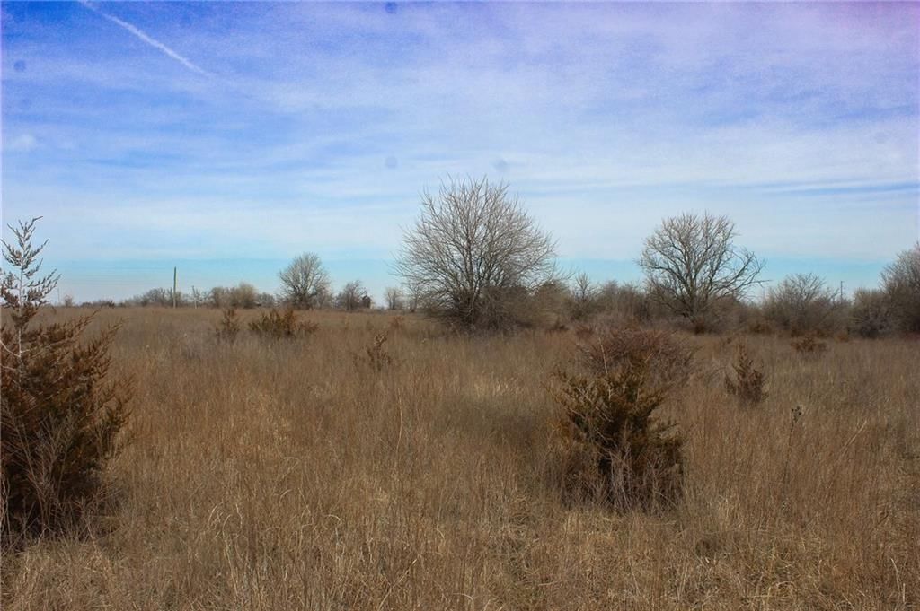 Photo 16 of 40 - 20th Street