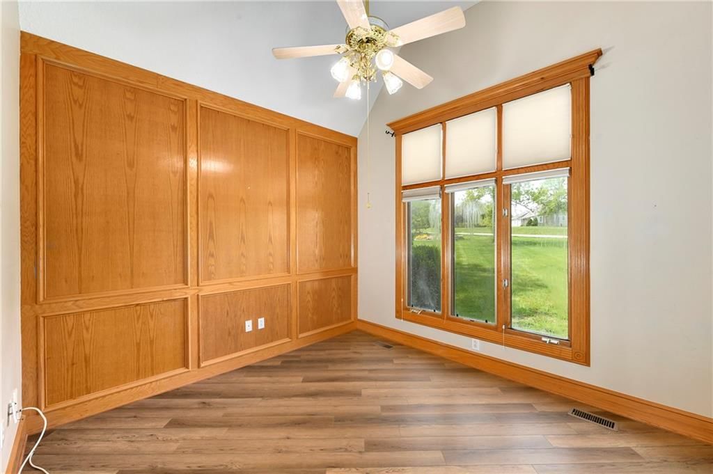 9007 Scott Drive — photo 8