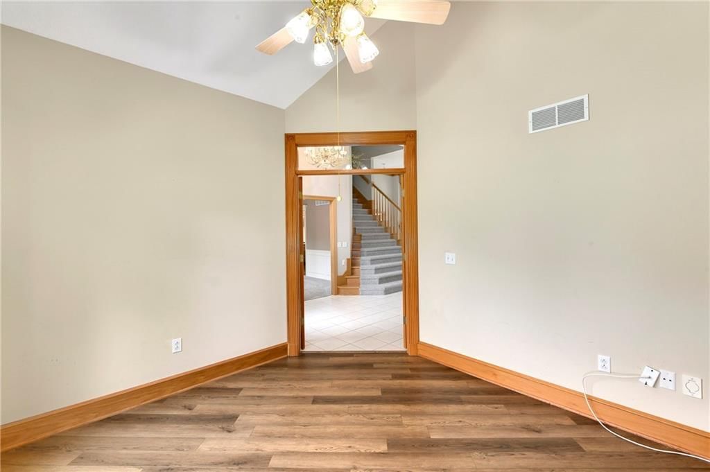 9007 Scott Drive — photo 9