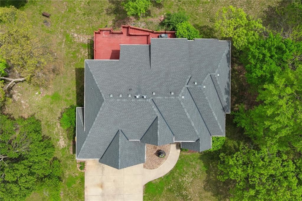 9007 Scott Drive — photo 52