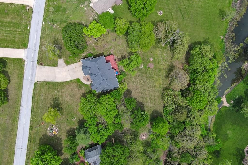 9007 Scott Drive — photo 57