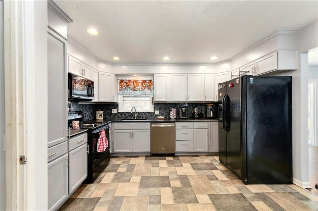 1206 E Willow Drive — photo 10