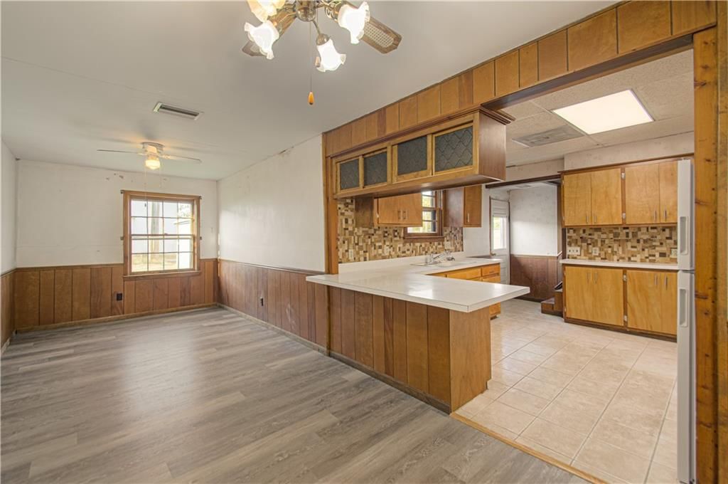 107 W Shawnee Street — photo 10