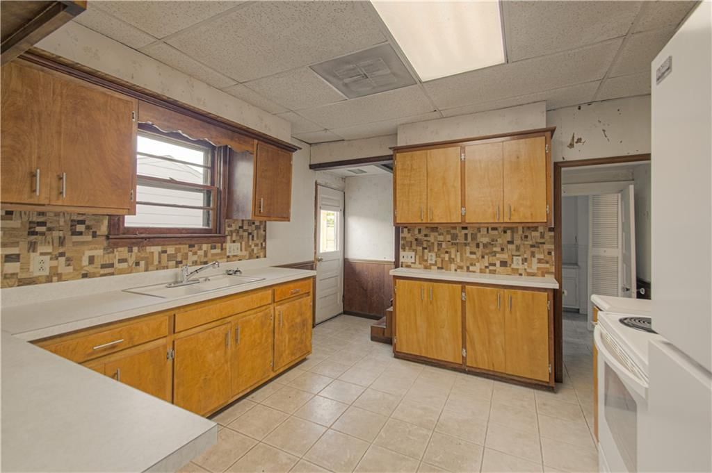 107 W Shawnee Street — photo 11
